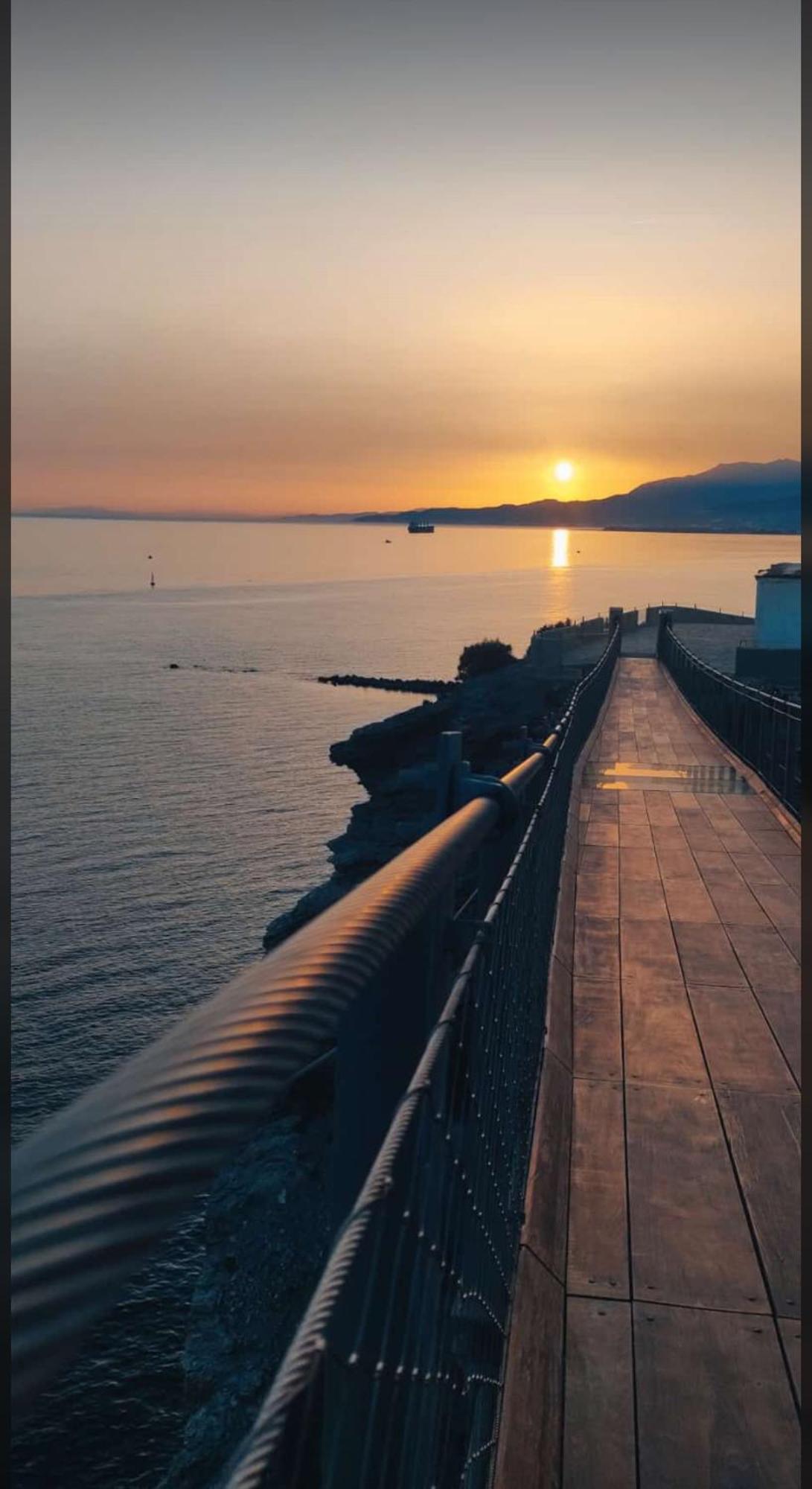 Apartamento Torrenueva Con Vistas A La Playa Exterior foto